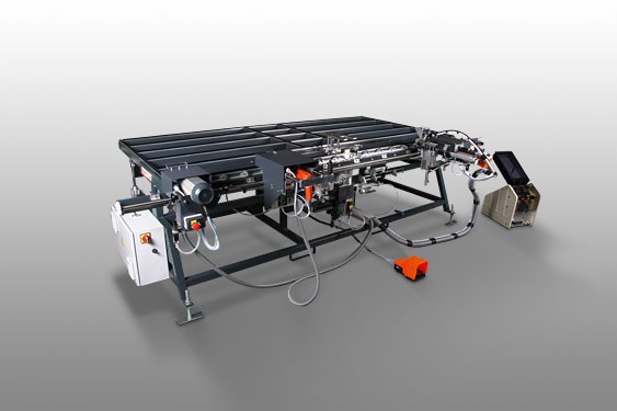 Products for machining PVC FAZ 2800 Sash assembly centre Elumatec
