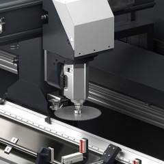 Centres d'usinage CNC SBZ 125/85 Nouvelle technologie pour le changement d’outil elumatec