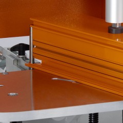 Aluminium profielen AF 223/01 Uithoekfreesmachine AF 223/01 elumatec