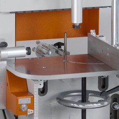 Aluminium profielen AF 223/01 Uithoekfreesmachine AF 223/01 elumatec