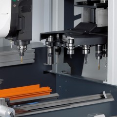 Centri di lavoro CNC SBZ 122/75 Magazzino utensili elumatec