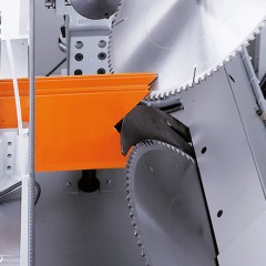 Aluminium profielen AKS 134/00 Uithoekzaagmachine AKS 134/00  elumatec