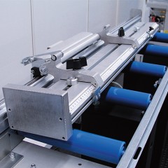 Products for machining aluminium AMS 200 Length stop and measuring system AMS 200 elumatec