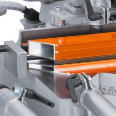 Aluminium profielen DG 79 Dubbele verstekzaagmachine DG 79 elumatec