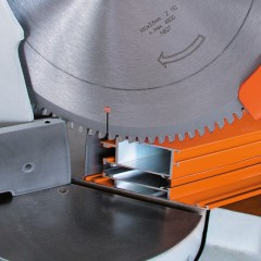 Products for machining aluminium MGS 73/33 Mitre saw Mitre saw MGS 73/33 Elumatec